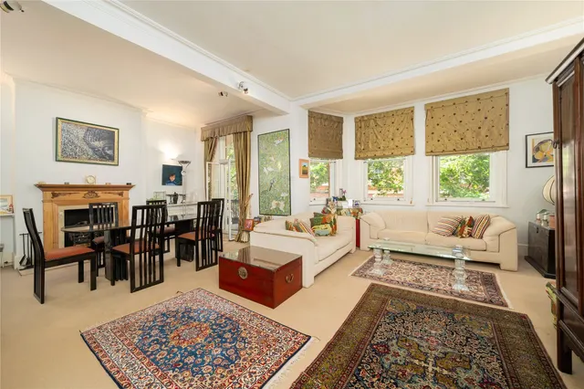 Photo 2 — Cheyne Court, Flood Street, Chelsea, SW3