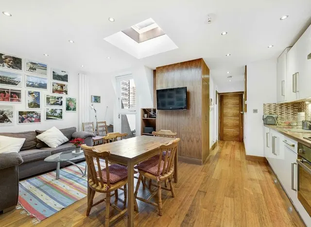Greyhound Road, West Kensington, W6, photo 2