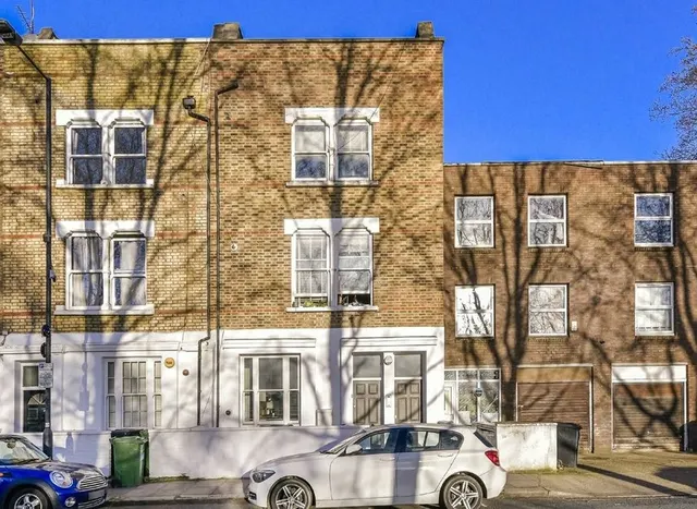 Greyhound Road, West Kensington, W6, photo 1