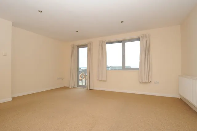 North Street, Plymouth, PL4, photo 3