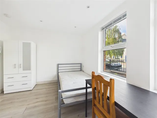 Heath Road, Twickenham, TW1, photo 2