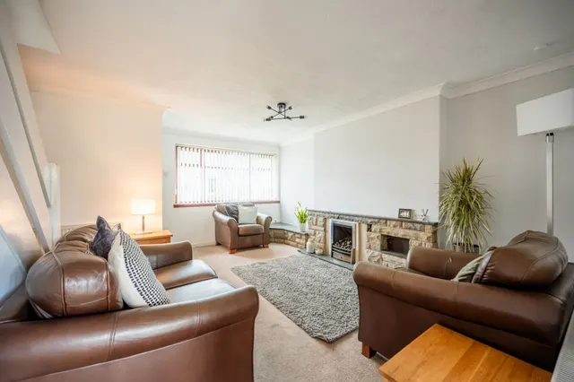 Derby Hill Road, Ormskirk, L39, photo 2