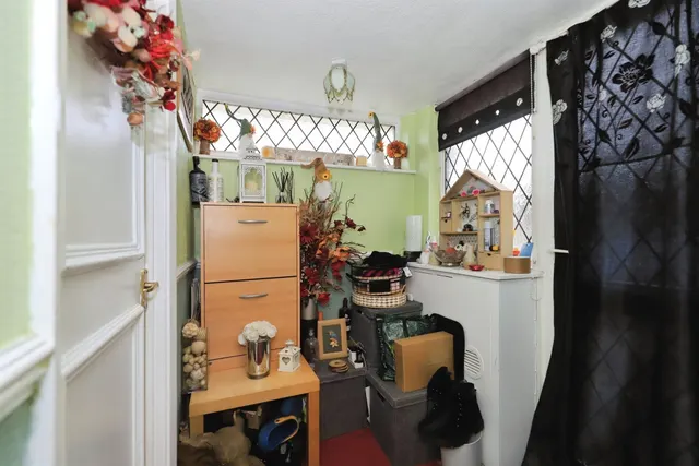 Photo 2 — Highley Close, Kidderminster