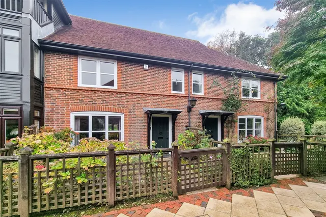 Mytchett Heath, Mytchett, GU16, photo 1