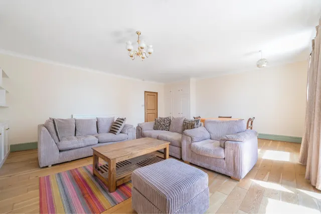 Photo 3 — St. Catherines Terrace, Hove, BN3