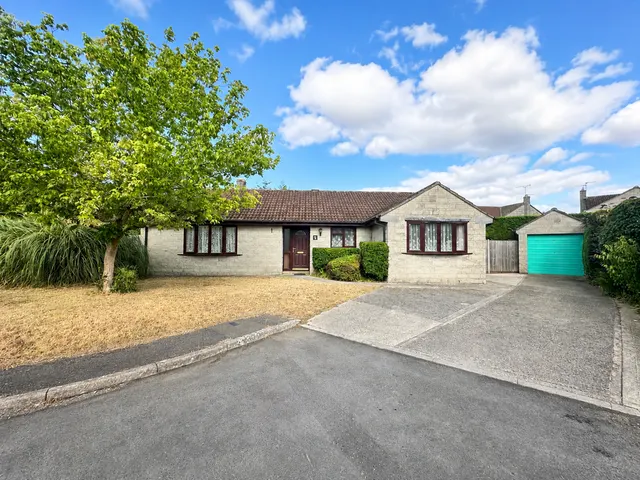 Willow Close, Langport, photo 1