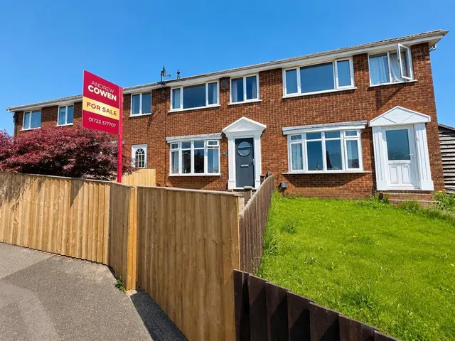 Northwold Road Eastfield, Scarborough YO11 3HG, photo 1