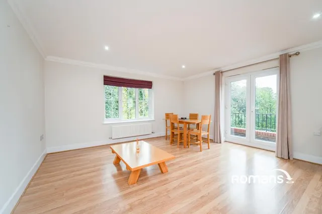 London Road, Sunningdale, SL5, photo 3