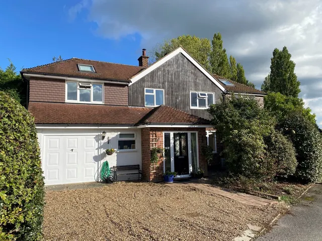 Meldrum Close, Hurst Green, RH8, photo 1