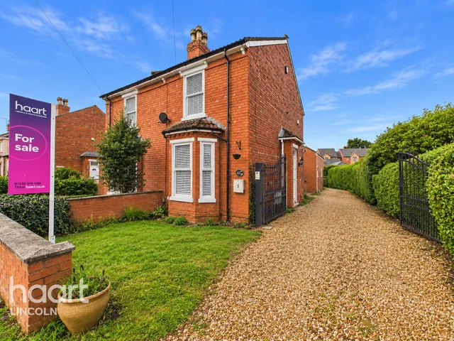 Station Road, North Hykeham, LN6, photo 1