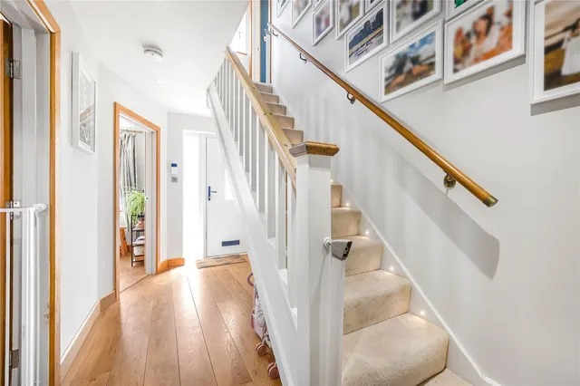 Walton Avenue, Henley-on-Thames, RG9, photo 2