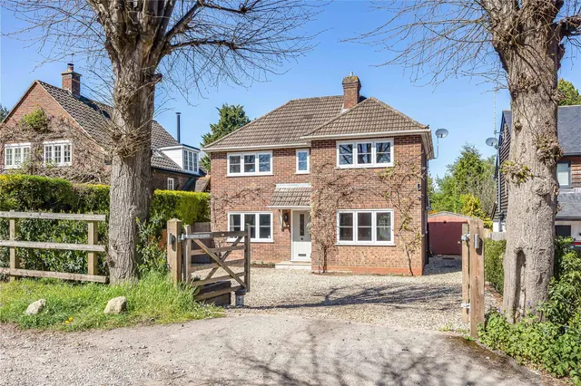 Walton Avenue, Henley-on-Thames, RG9, photo 1