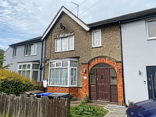 Wheatfield Road, NN3, photo 1