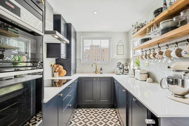 Victoria Road, Brentwood, CM14, photo 2
