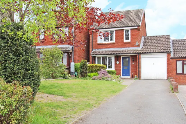 Photo 2 — Rectory Place, Weyhill