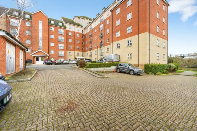 Palgrave Road, Bedford, MK42, photo 1