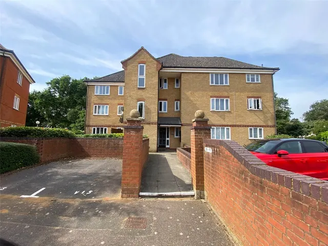 Mill Road Drive, Purdis Farm, Ipswich, Suffolk, IP3, photo 1
