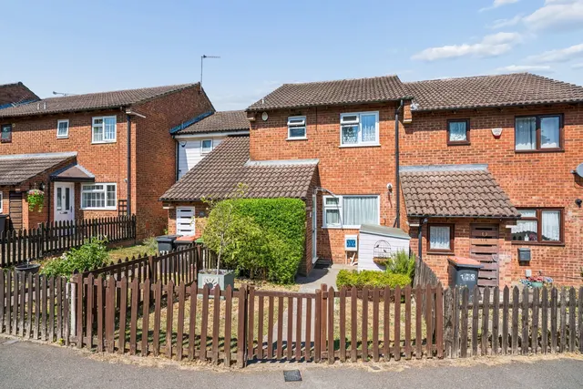 Spoondell, Dunstable, LU6, photo 1
