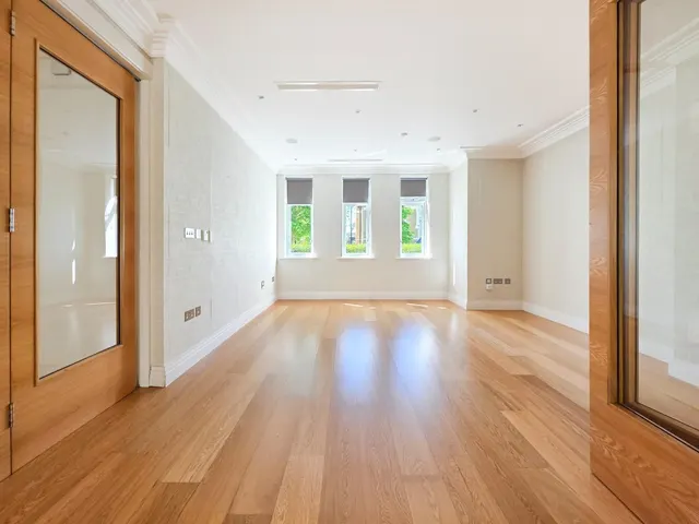 Havanna Drive, London, photo 2