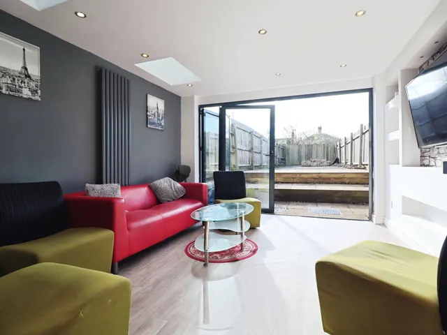 Watson Road, Cardiff, CF14, photo 2