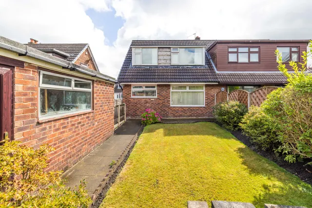 Greenford Close, Wigan, WN5, photo 3