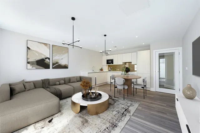Photo 3 — Berrymede Road, London