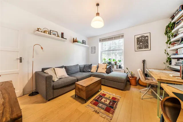 Falmouth Road, London, SE1, photo 1