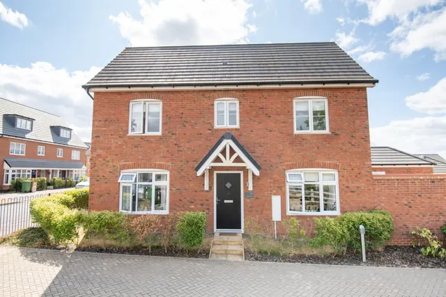 Cydonia Way, Wellingborough, NN8, photo 1