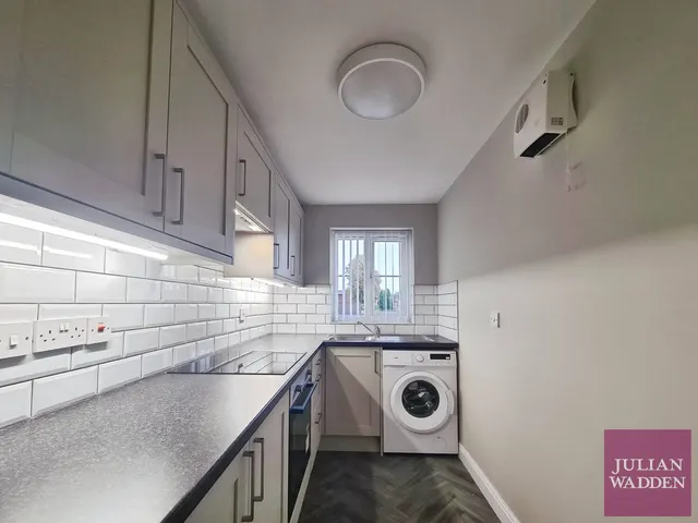 Earnshaw Close, Ashton-under-Lyne, OL7, photo 2