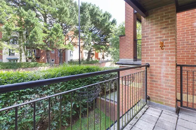 Archers Road, Southampton, SO15, photo 3