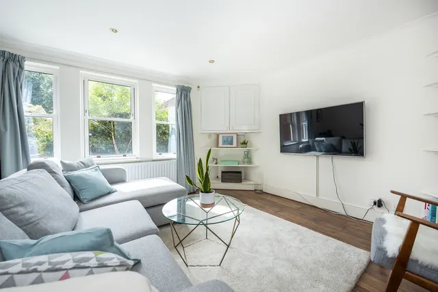 Photo 2 — Upper Richmond Road, London, SW15