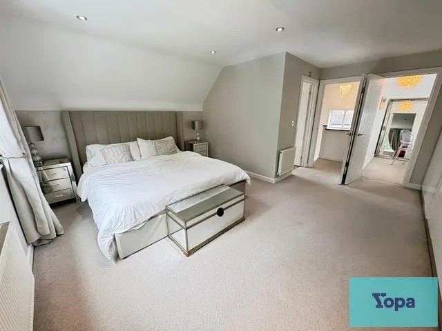 Field Close, Blythe Bridge, ST11, photo 3