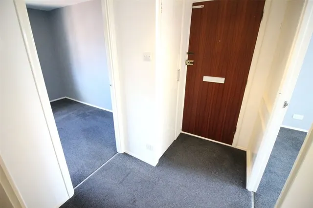 Photo 3 — Dyke Drive, Orpington, BR5