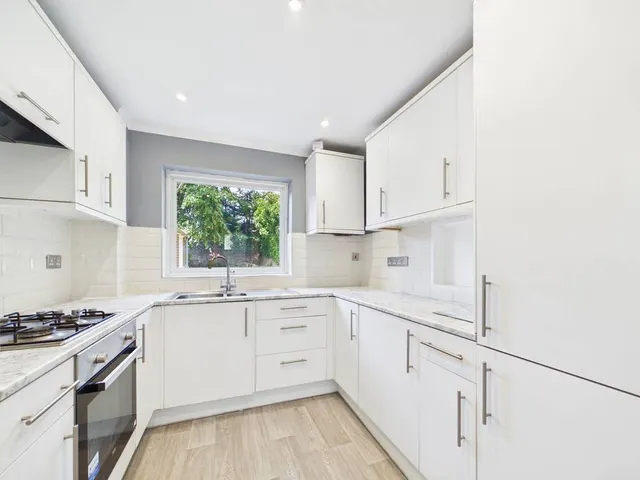 Bridgefield Close, Colchester, CO4, photo 3