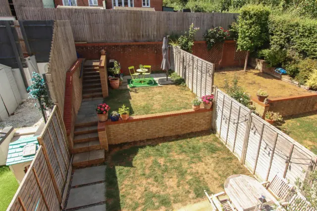 Photo 2 — Harrier Close, Hemel Hempstead, Hertfordshire, HP3 0FW