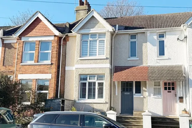 Hollingdean Terrace, Brighton BN1 7HB, photo 1
