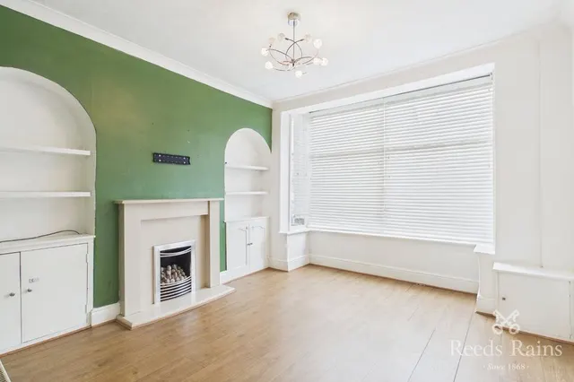 Photo 2 — Woodville Grove, Stockport, Cheshire, SK5