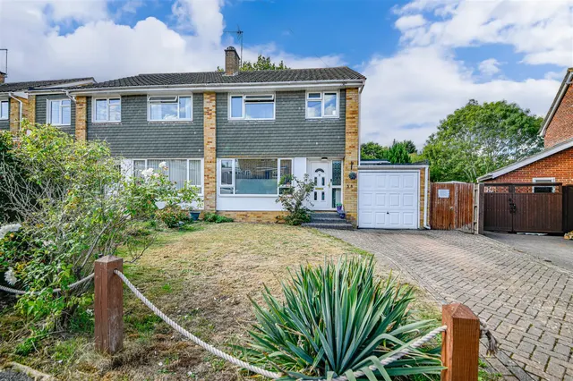 Latham Road, Fair Oak, SO50, photo 1