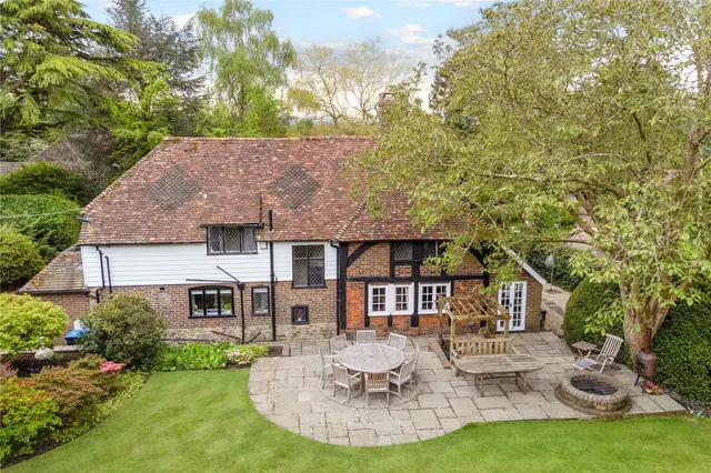 Pastens Road, Limpsfield, RH8, photo 3