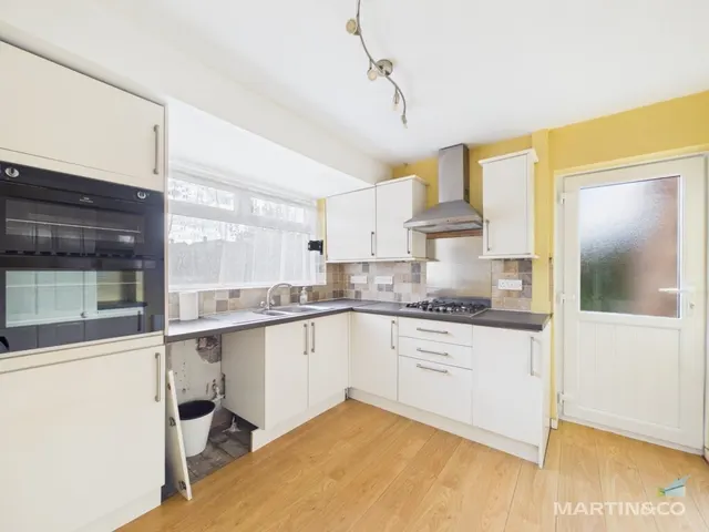 Old Chester Road, Bebington, CH63, photo 2