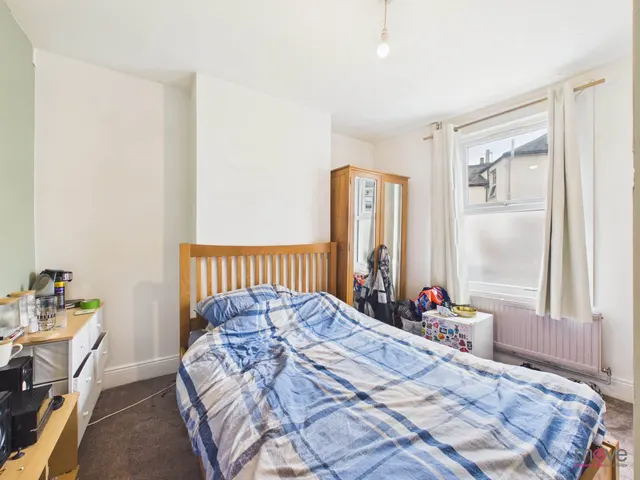 Photo 3 — Dunalley Parade, Cheltenham, GL50 4LX