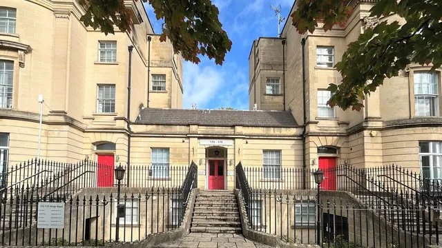 2 bedroom flat, Kings Road, Reading, RG1