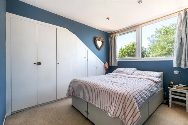 Photo 3 — Lucien Road, London, SW17