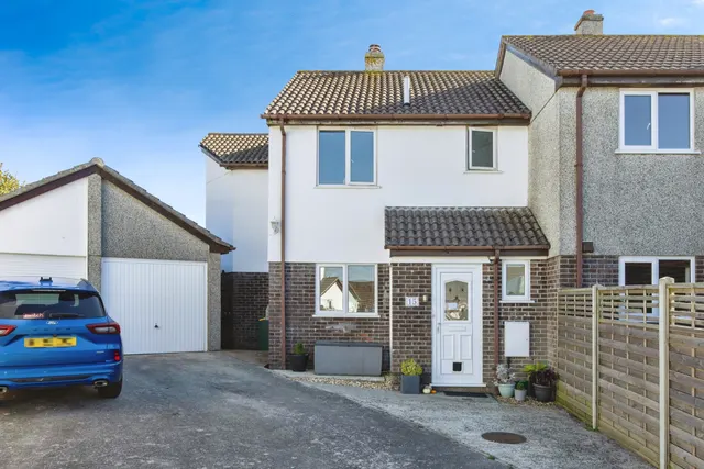Brent Wartha, Looe, PL13, photo 1
