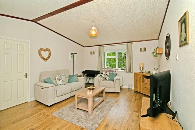 Cosawes Park Homes, Perranarworthal, TR3, photo 2