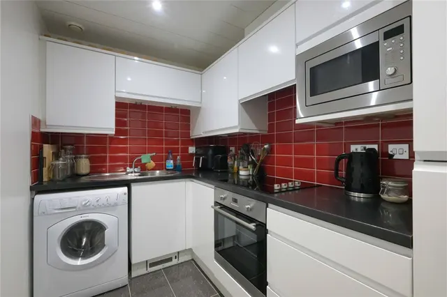 Photo 2 — Queens Crescent, LIVINGSTON, West Lothian, EH54