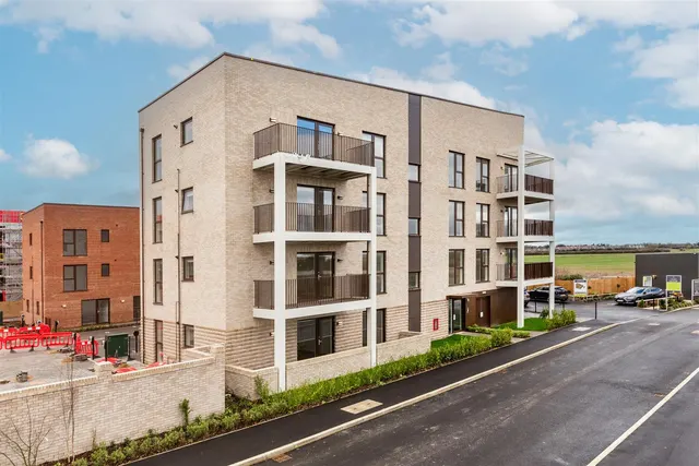 Genome Close, Cambridge, CB3, photo 2