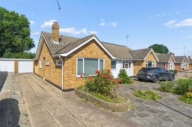 Whist Avenue, Wickford, SS11, photo 1