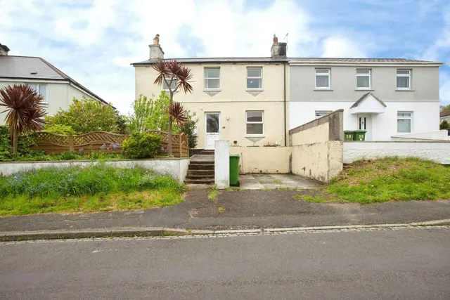 Greatlands Crescent, Plymouth, PL2, photo 1
