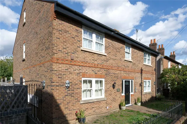 Boults Walk, Reading, RG2, photo 1
